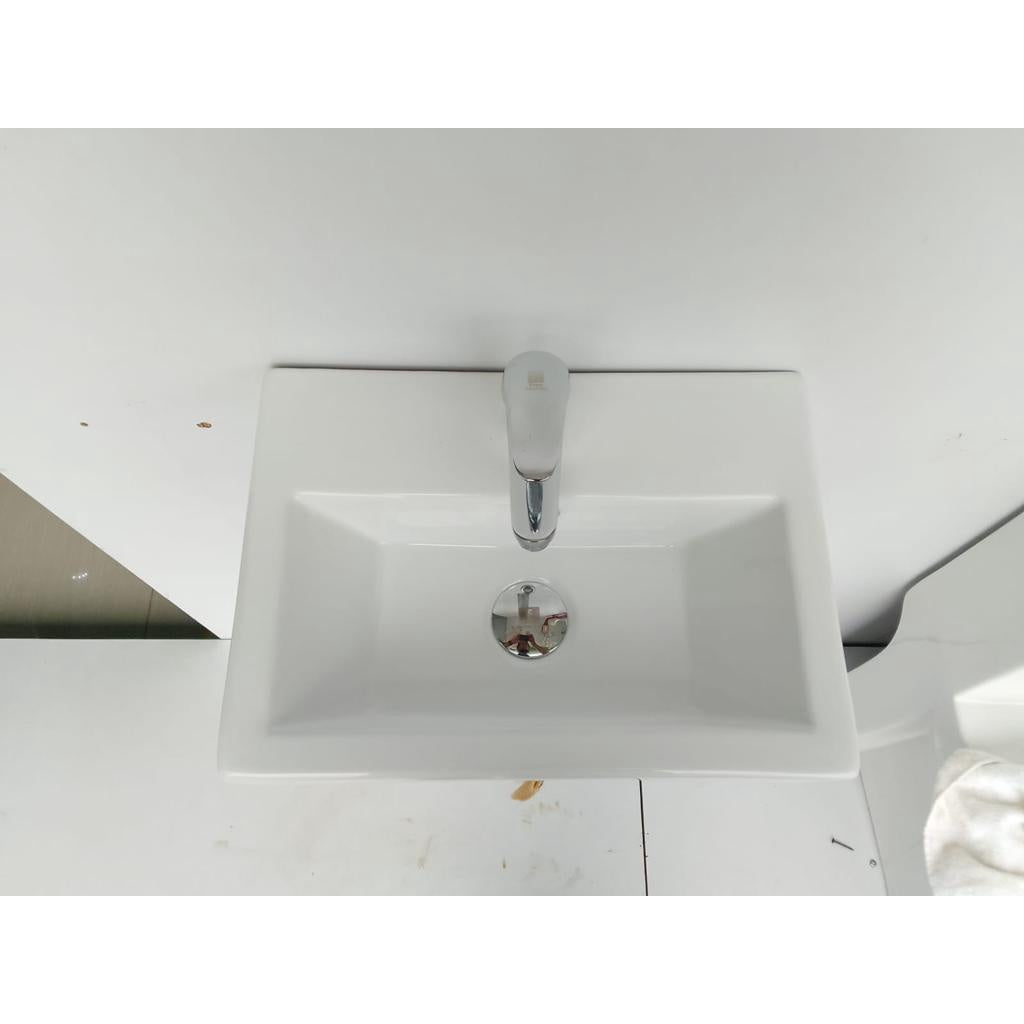 Wastafel Gantung Kotak Keramik Europe Enchanting M631TC