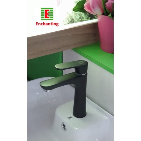 Kran Air Wastafel Black Style Europe Enchanting E1546