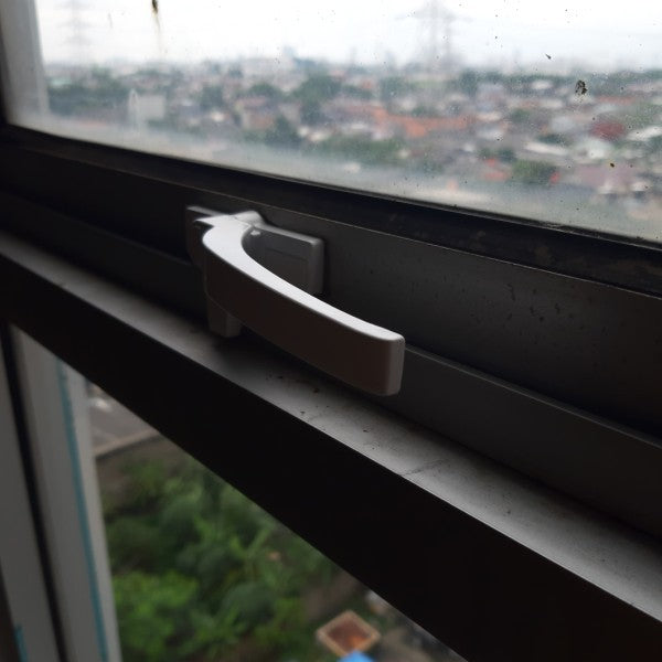 Kunci Jendela / Rambuncis E-Lock Aluminium Europe Enchanting E1234